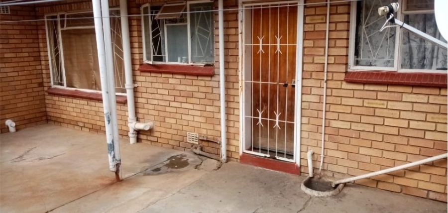 2 Bedroom Property for Sale in Elandsheuwel North West